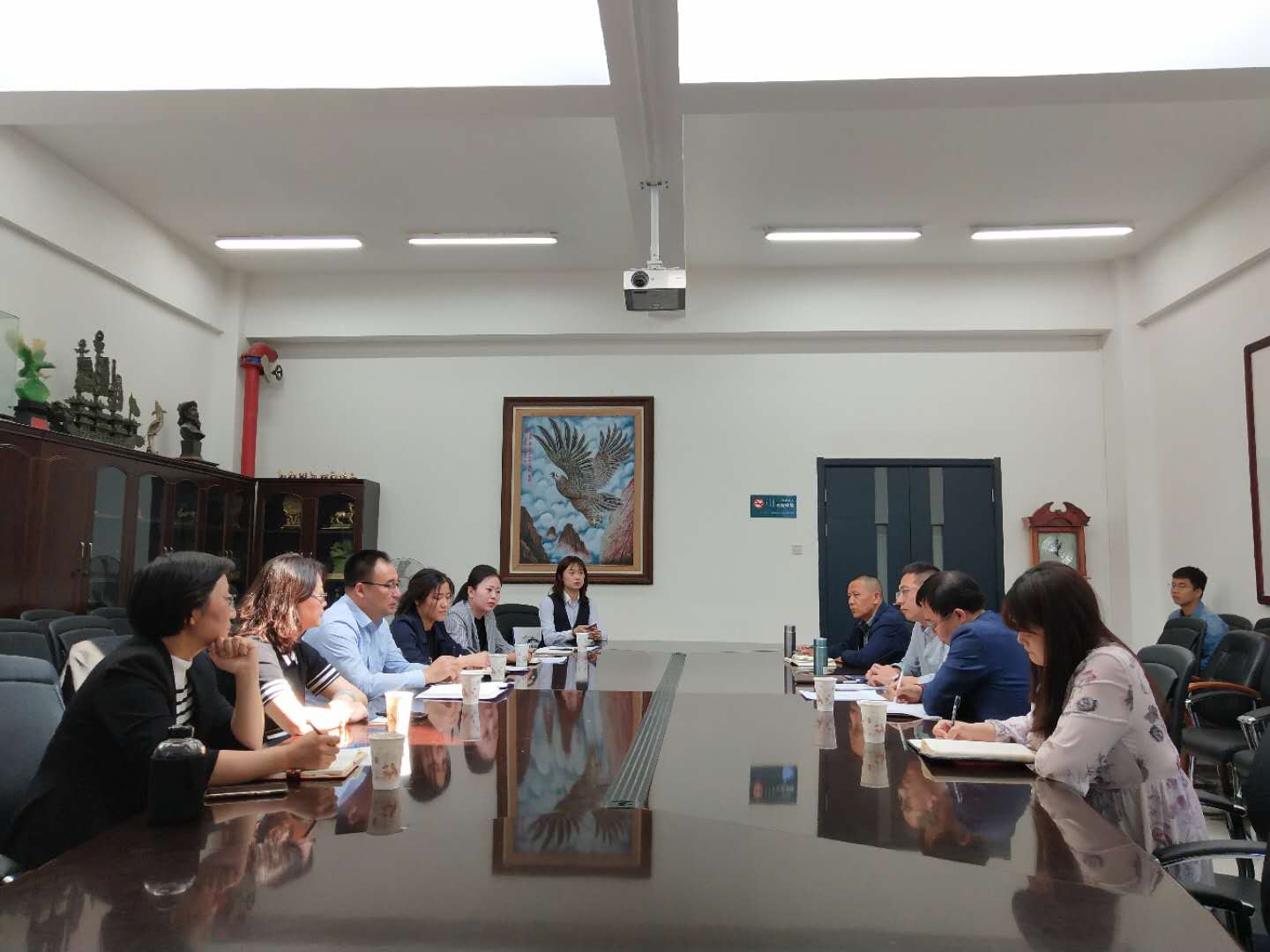 同心同德聚合力 同向同行促育人——內(nèi)蒙局全力推進(jìn)投資者教育納入國民教育體系工作